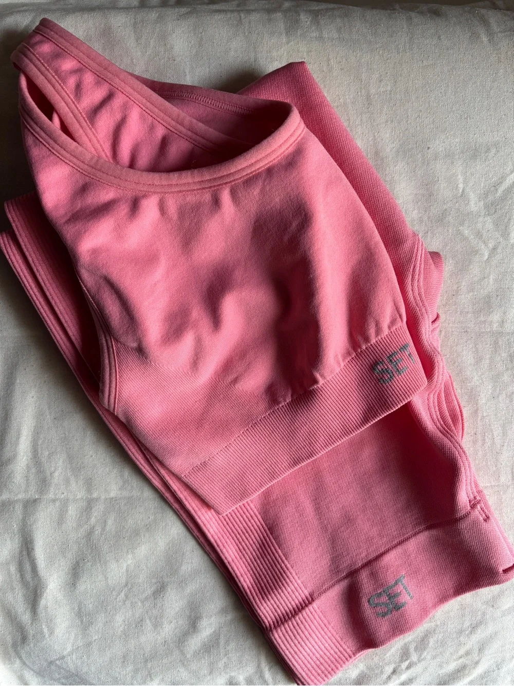 Set Active Polly Pink Size S/M 2019 Seamless Bra & Biker Shorts Set